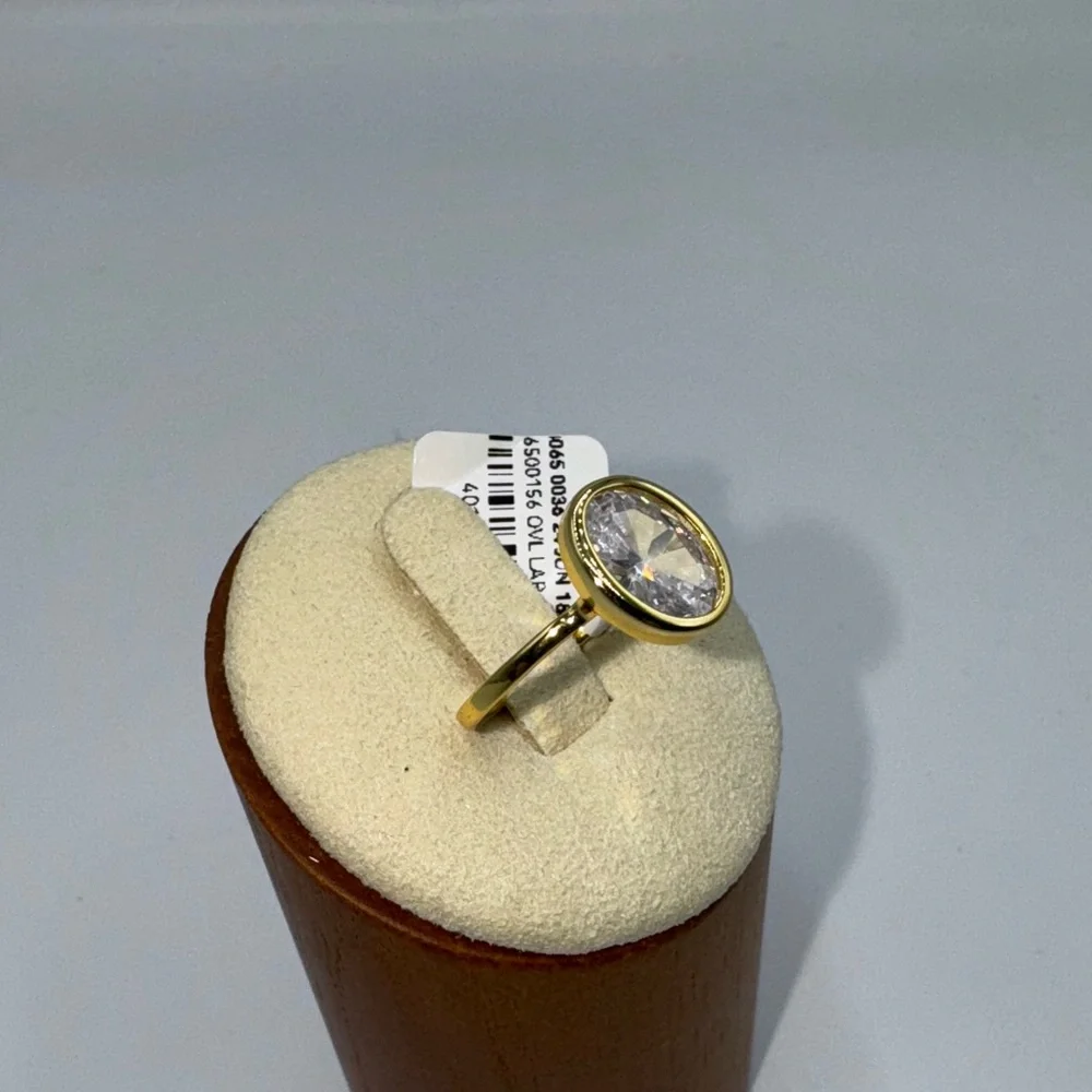 18kt 2ct Oval Cut Ring - Picture 10 of 11